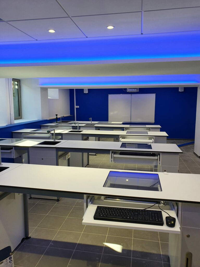 2025 10 College Bellevue v2